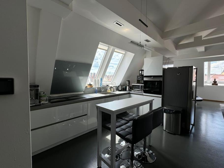6 Zimmer Maisonette-Penthouse Pool Dachterrasse Luxus Monaco di Baviera Esterno foto